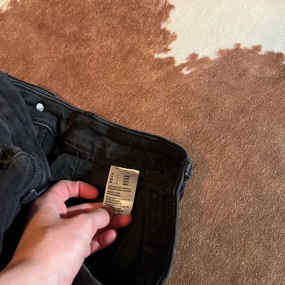 American Eagle black distressed Next Level stretch curvy high rise jegging - Picture 5 of 6